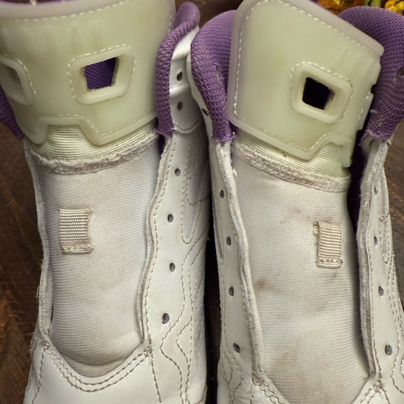 Jordan Jumpman MVP in the Summit White/Black Raspberry 3Y - Picture 8 of 15